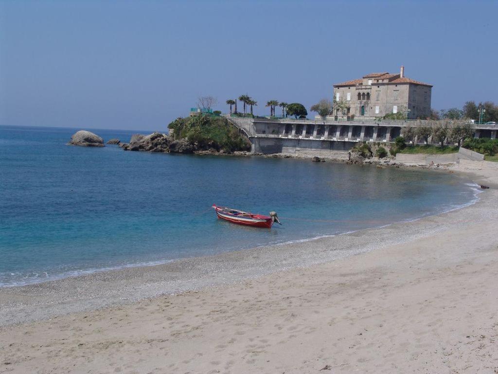 مبيت وإفطار بلفيديري ماريتّيمو Ely Sea المظهر الخارجي الصورة
